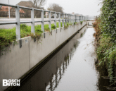 Bosch Beton - Reling op keerwanden aan het water