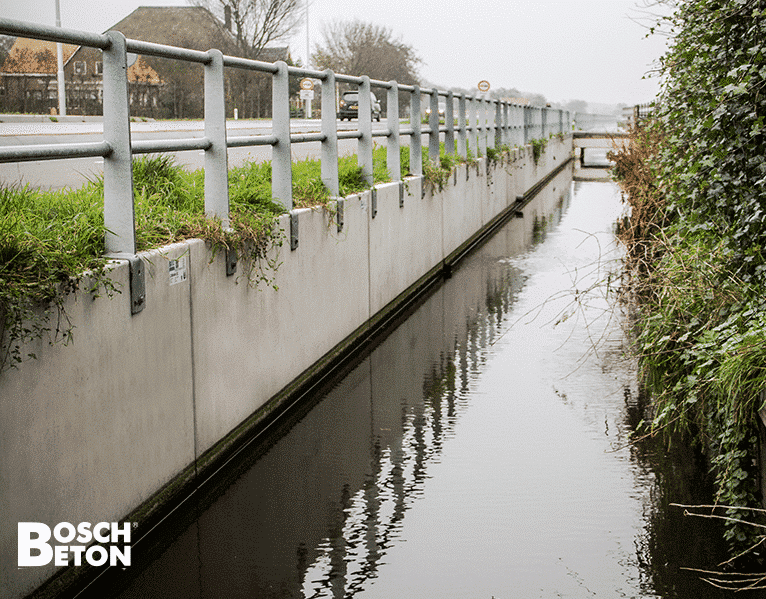 Bosch Beton - Reling op keerwanden aan het water