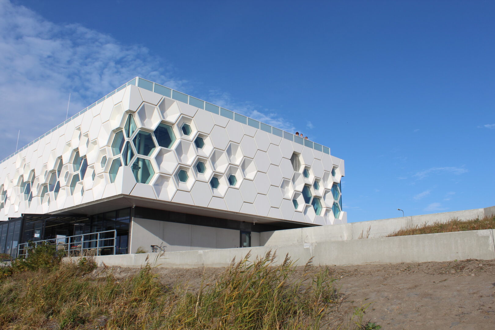 Bosch Beton - Keerwanden rondom het Afsluitdijk Wadden Center