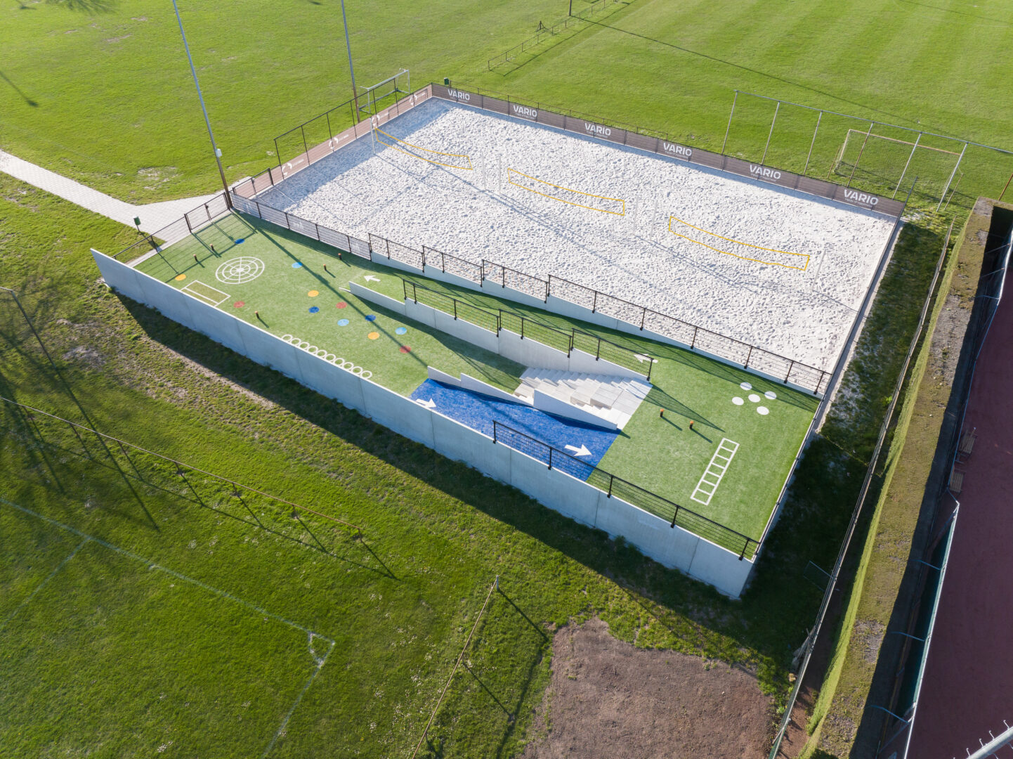 Keerwanden voor sportpark Lichtenvoorde